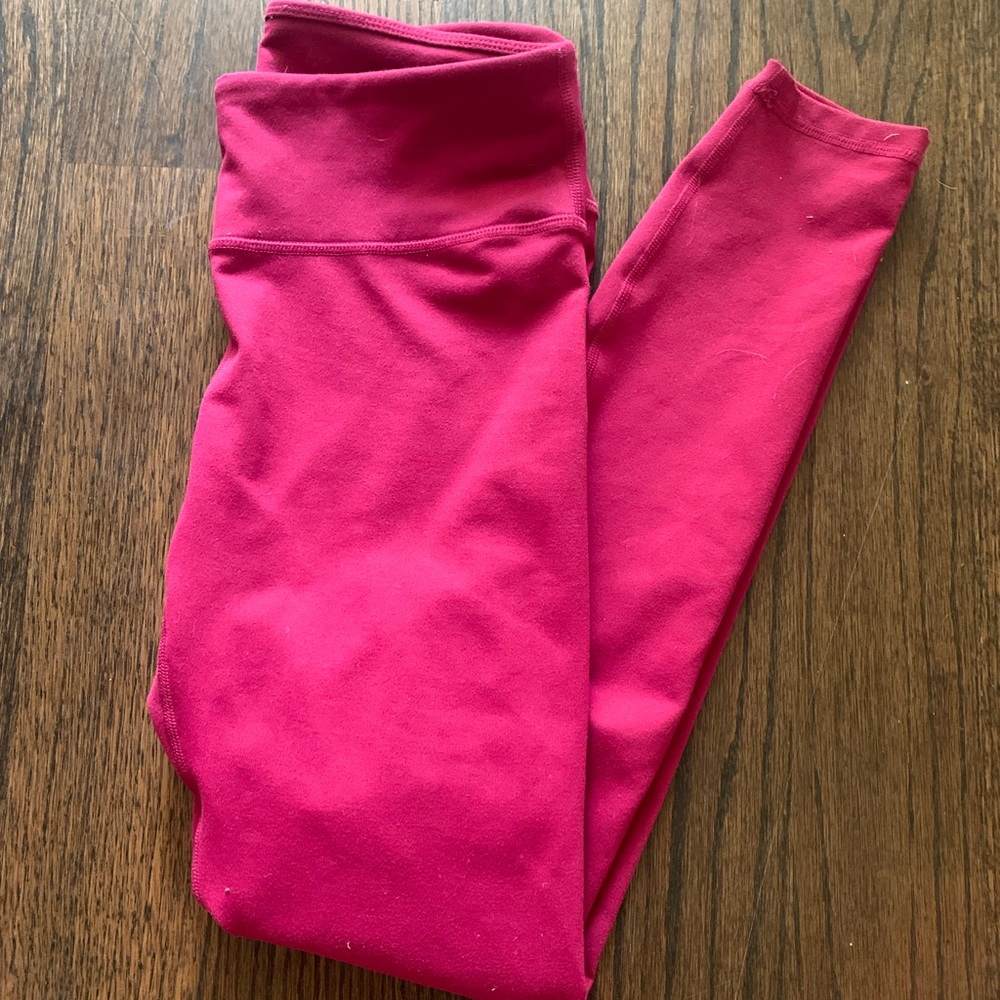 Fabletic's women's pink leggings